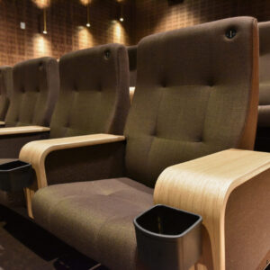 Skeie Solist Recliner - Lillehammer Kino - Wooden Armrest